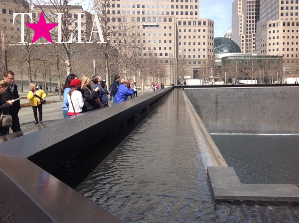 Мемориал 9/11 в Нью-Йорке (National September 11 Memorial)